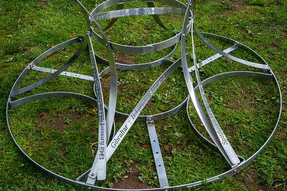 spitfire-baseengraving02