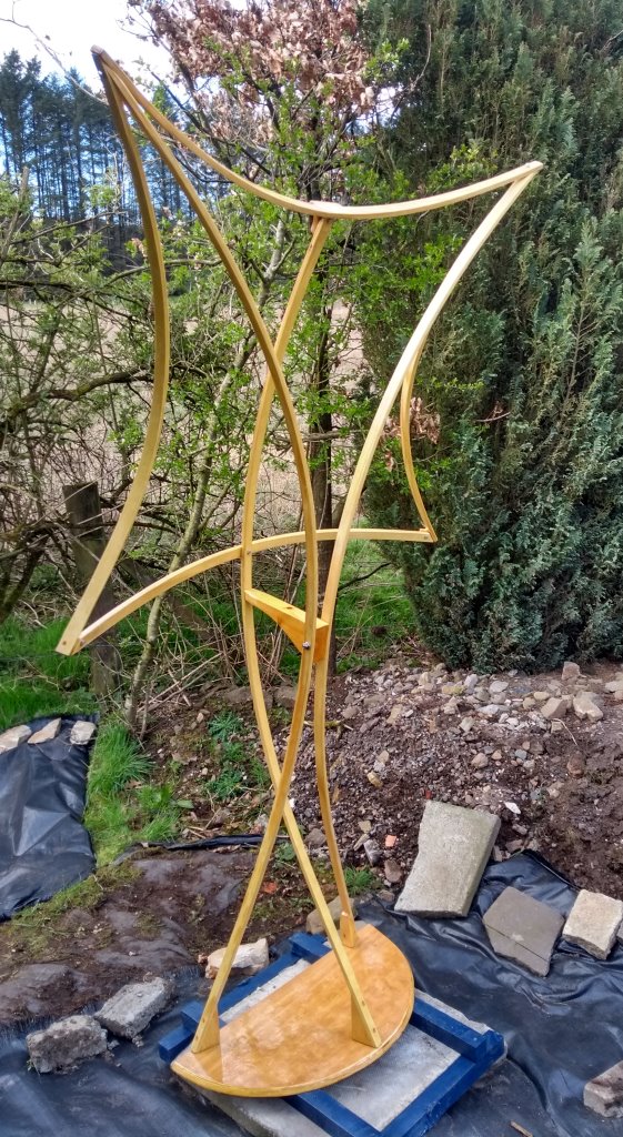 swoop-sculpture-ingarden